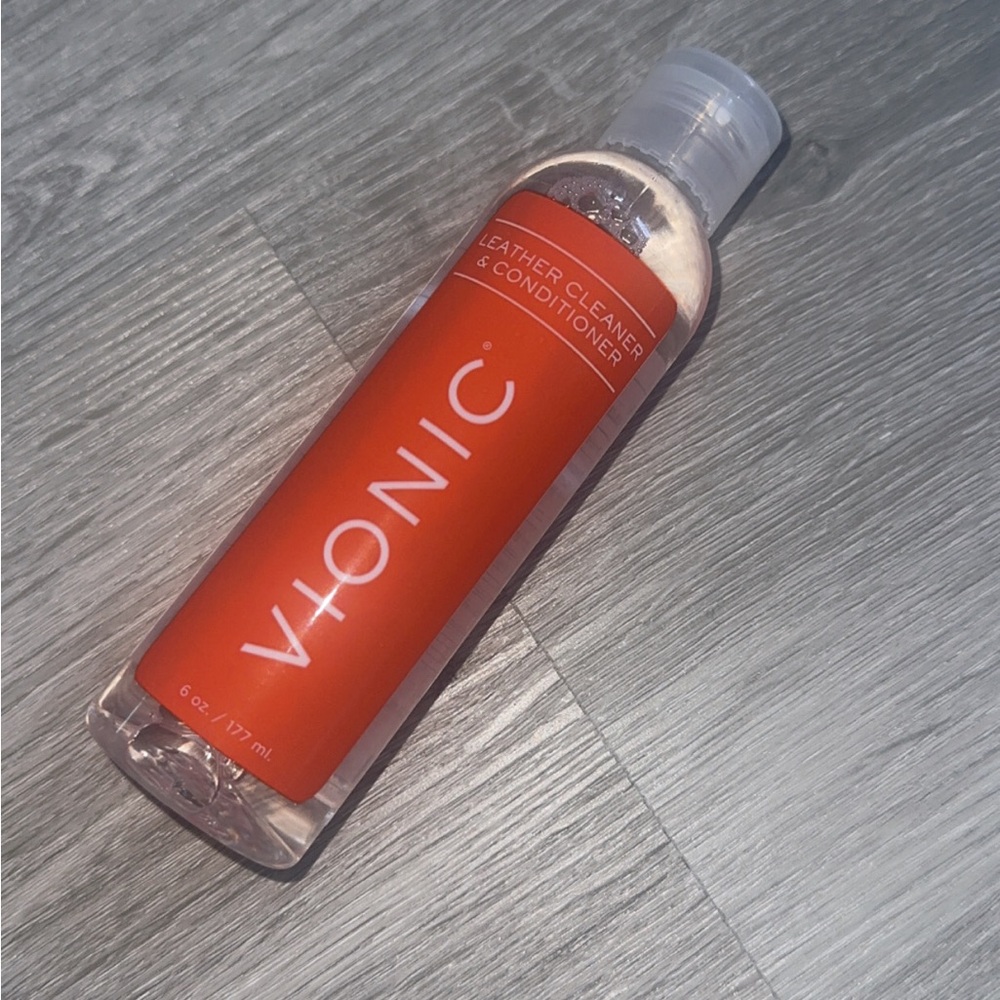Vionic Red Leather Cleaner & Conditioner